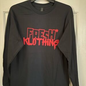 Black Long Sleeve Tee